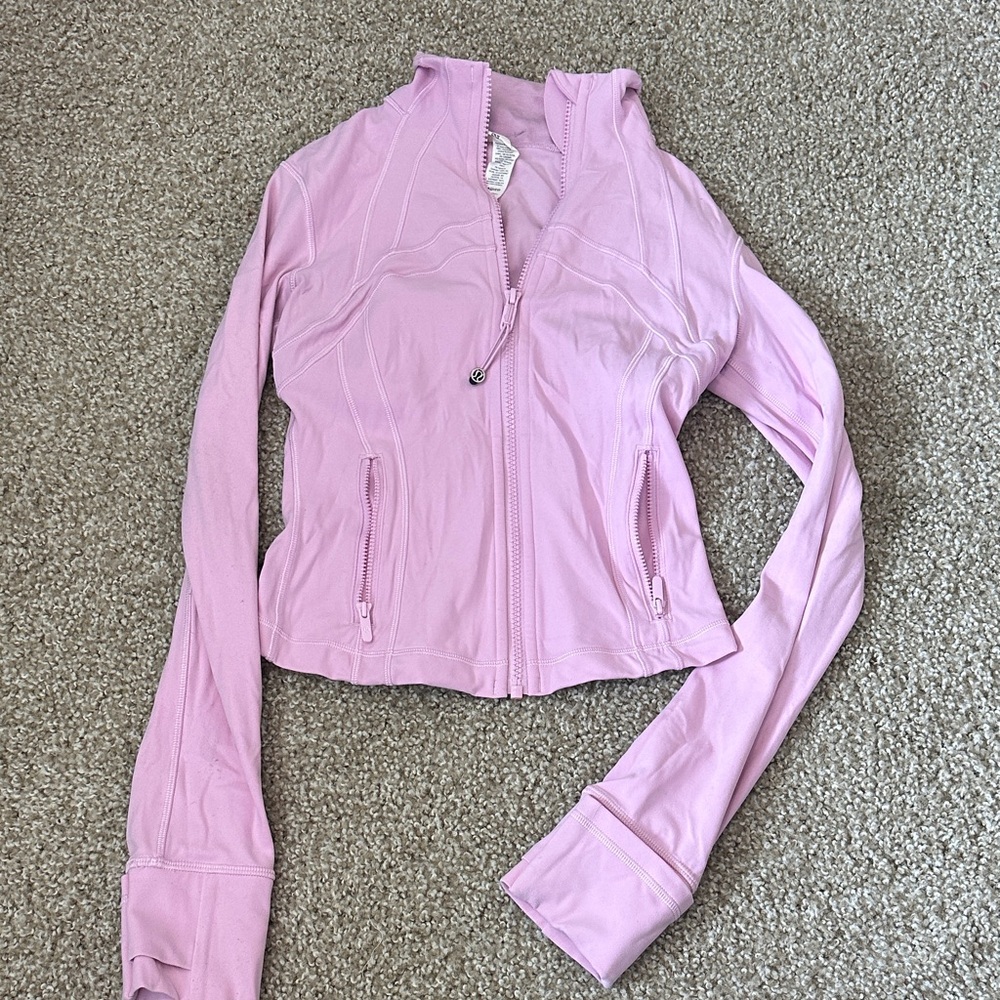Lululemon Athletica Vitapink Nulu cropped define jacket size 2